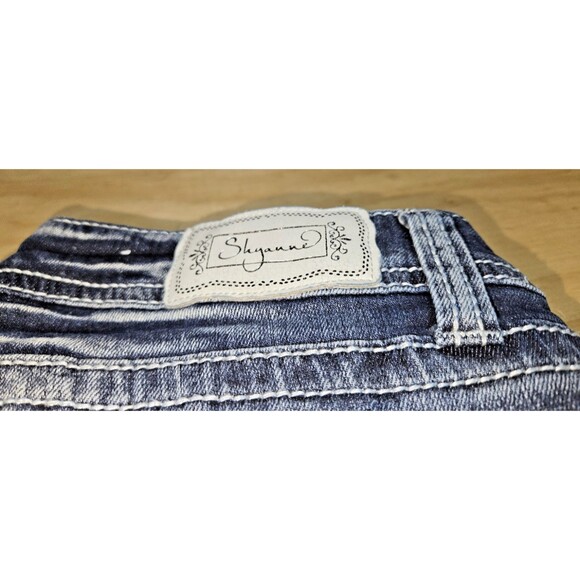 Shyanne Jeans Womens 32 short ANNWE Mid Rise Bootcut Blue Denim Stretch - Picture 14 of 16